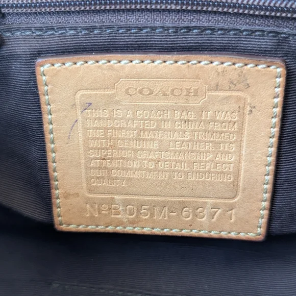 Coach Vintage Leather Canvas Women's Shoulder Hand Bag - Picture 12 of 14